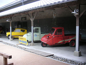 昭和の町で　ミゼットとキャロル