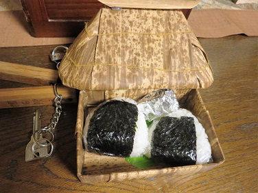 夜食のおにぎり